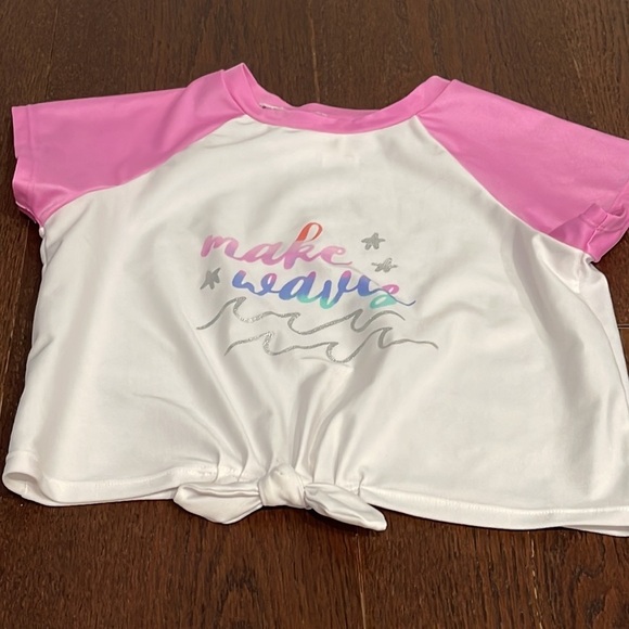 2 Girls Cat & Jack Rash guards Size Large 10/12 - Picture 2 of 5
